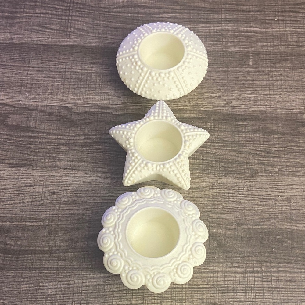 White Sea-Themed PartyLite Candle Holders Set - Picture 2 of 3